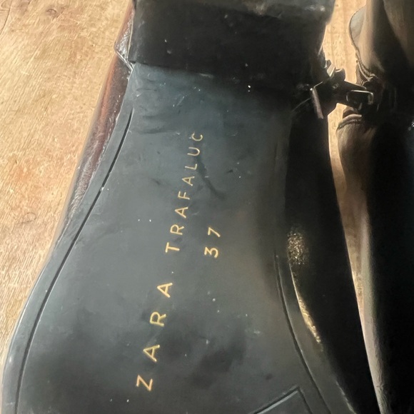 Zara woman’s Black Leather Ankle Boots - Picture 12 of 12